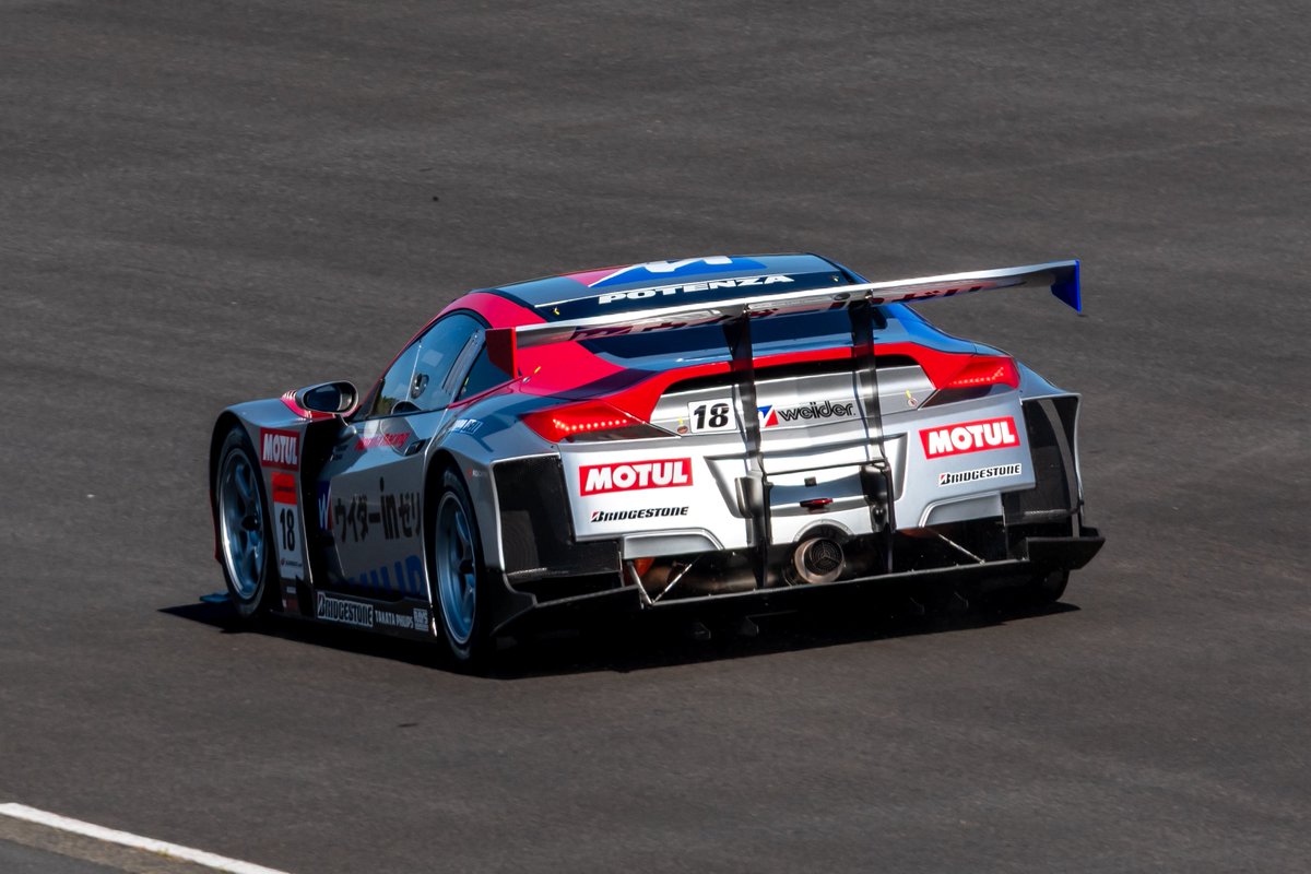 haurauki_vab's tweet photo. 2010 AUTOBACS SUPER GT GT500 Class Champion
#18 Weider HSV-010
こちらは初めましてのHSV-010!ずっと見たくて、音が聴きたくて、ようやく実現。めちゃくちゃ良いです。
また見たいな〜
#SUPERGT #モビリティリゾートもてぎ #HSV010 #ウィダーHSV010 #HondaCollectionHall https://t.co/3PxaLqnRPL