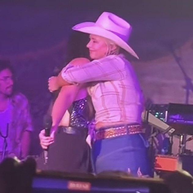 Miranda Lambert Fan tweet media