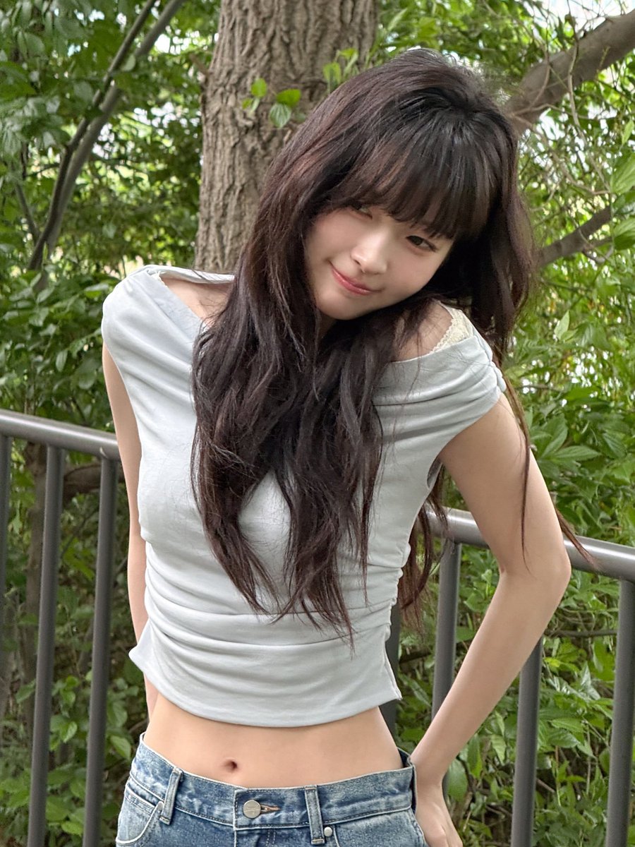 념 tweet media