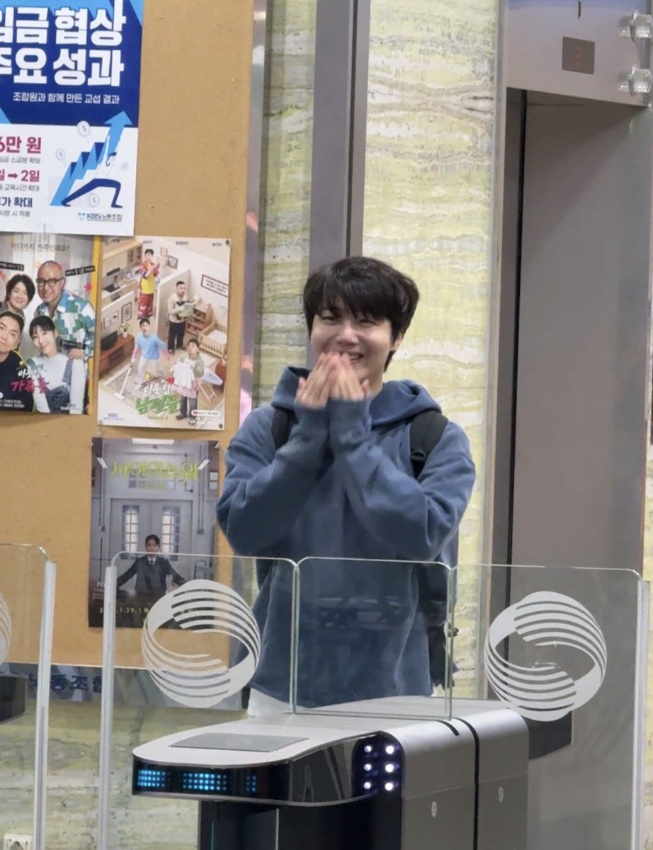 씽씽 tweet media