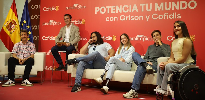 deportegob's tweet photo. 📽️ El CSD ha acogido el acto de presentación de la campaña "Potencia tu mundo", impulsada por @Cofidis  y @Paralimpicos.

En ella, el humor, la música y el deporte se dan la mano para dar a conocer las historias de Iraide Rodríguez, Álvaro del Amo, Sara Andrés y Nil Riudavets. https://t.co/tuSBuJuwDV