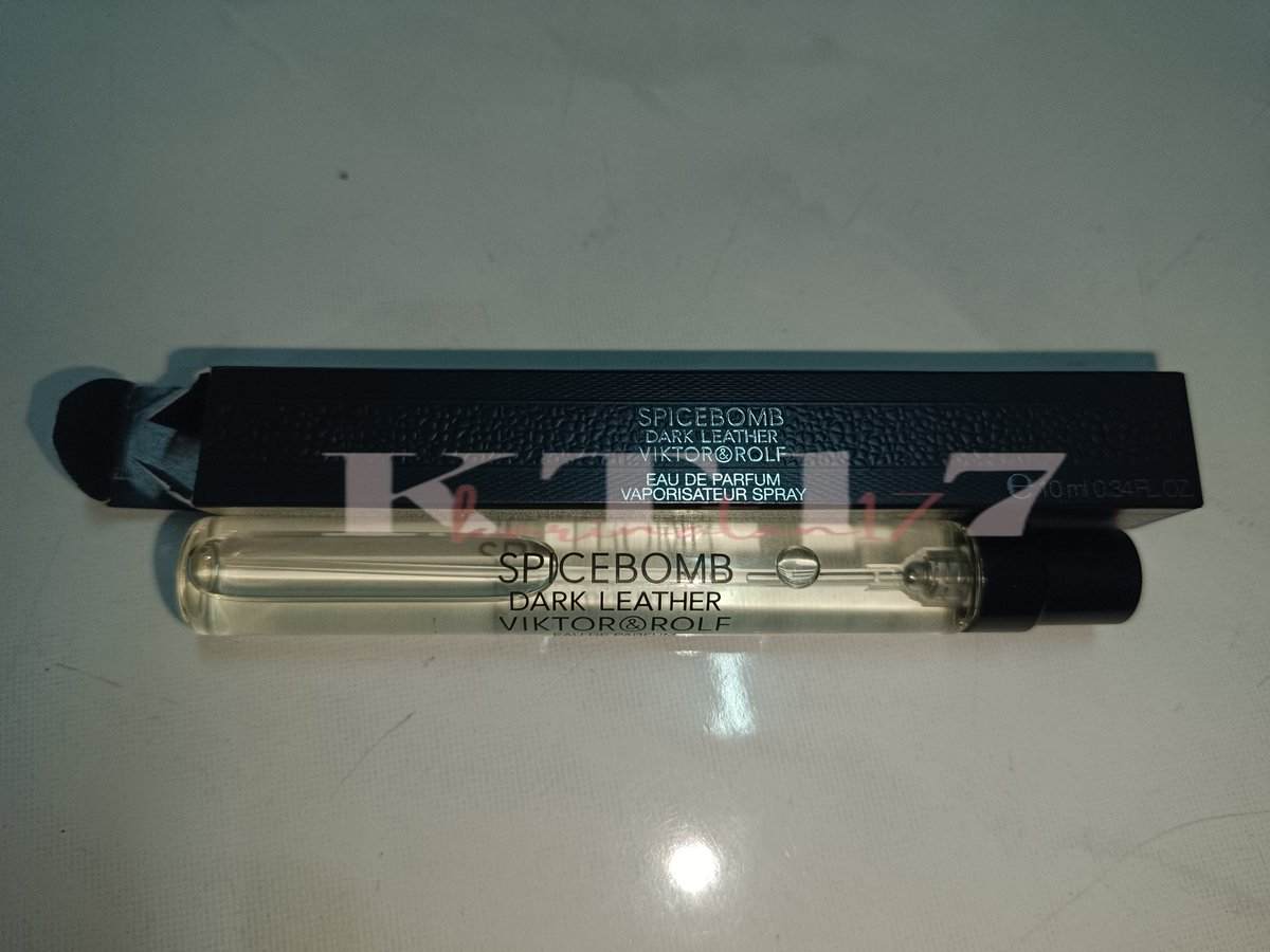 Thank you very much <a href="/teamjoongdunk/">TEAMJOONGDUNK_INDONESIA 🇲🇨 (SLOW 🙏)</a> and the sponsors for the giveaway, the prize has arrived at my home safely 🤍🤍🤍😍😍😍

I love the scentttt 😍😍😍❤❤❤
#JoongxViktorandRolfFragrances 
#ViktorAndRolfFragrances
#JoongArchen #จุงอาเชน <a href="/ChenRcj/">อันโดรเมด้า ชุน</a>