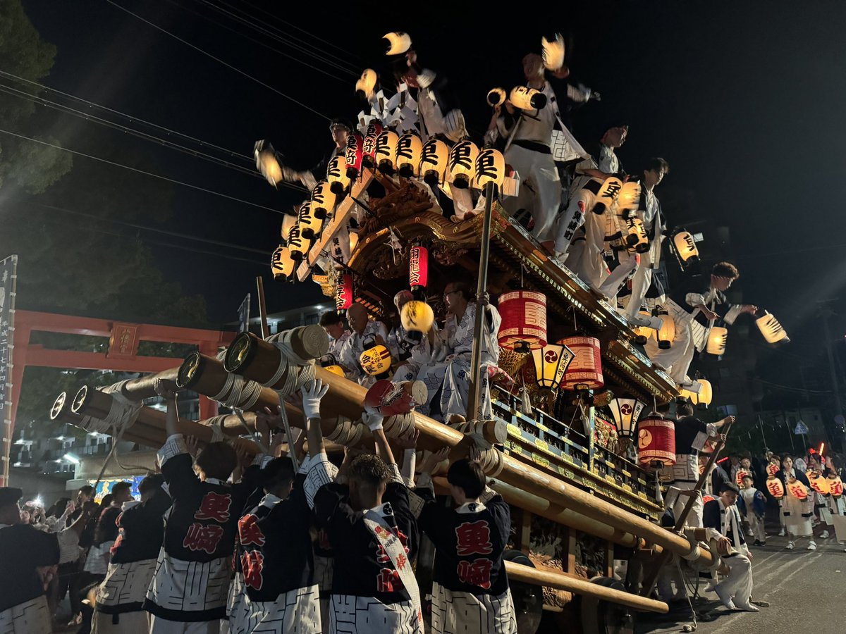 ShokiMinami's tweet photo. 令和捌年度5月5日 魚崎だんじり祭り本宮 魚崎八幡宮神社宮入り トバセ•練り https://t.co/Cij29DUEuW @YouTubeより https://t.co/yz5JMpTzpO