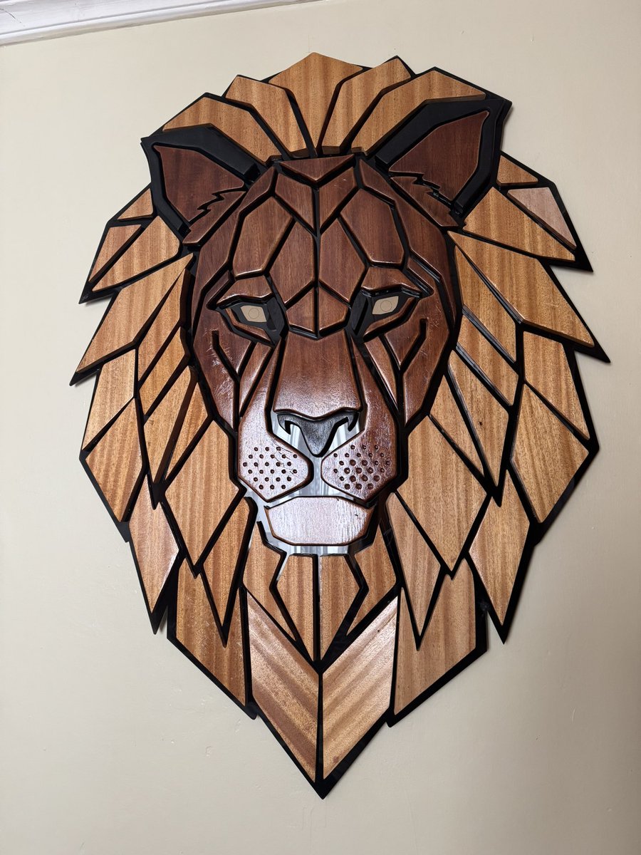 GeorgeYOUniq_'s tweet photo. I am Ndambuki from Kenya and this is my art.🇰🇪 https://t.co/iLIfQ3Q1Ad
