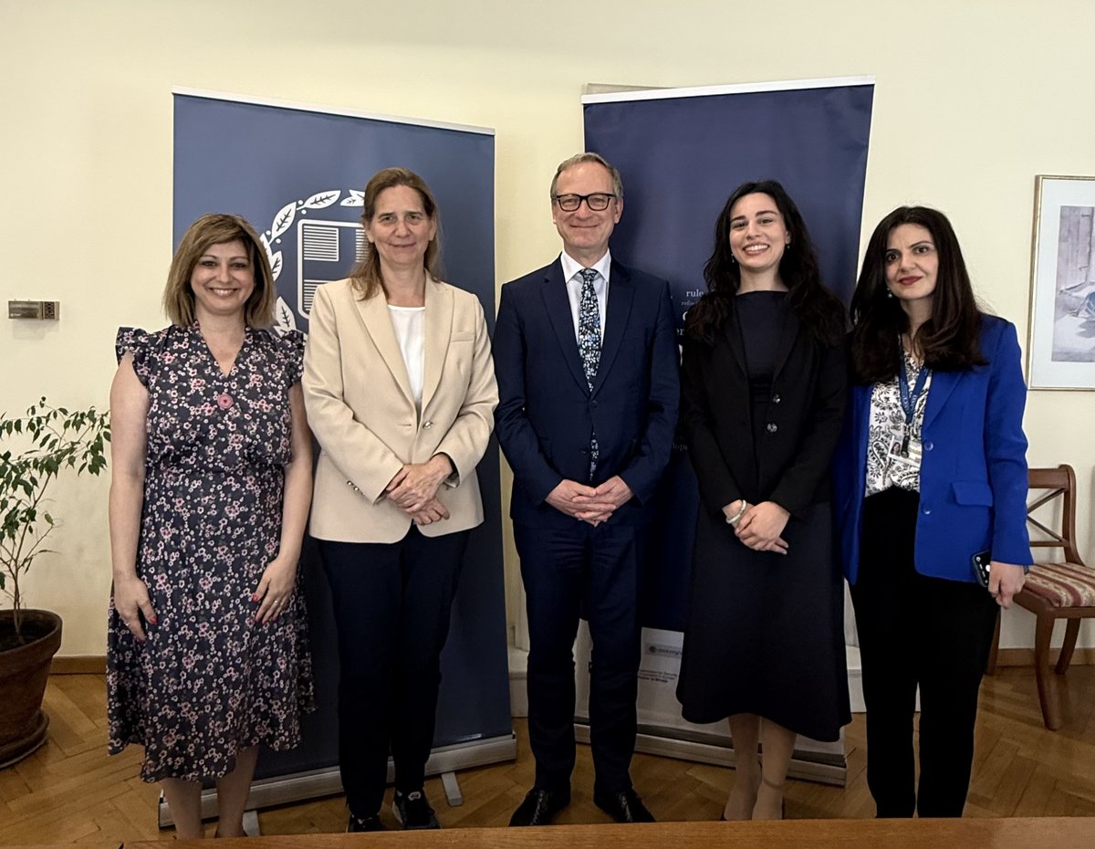 OSCE_Skopje's tweet photo. OSCE and Greece launch joint project to strengthen responses to gender-based violence and cross border financial crime in North Macedonia 🤝

Turning cooperation into real impact 🌍 https://t.co/tnFjC3tFA2
