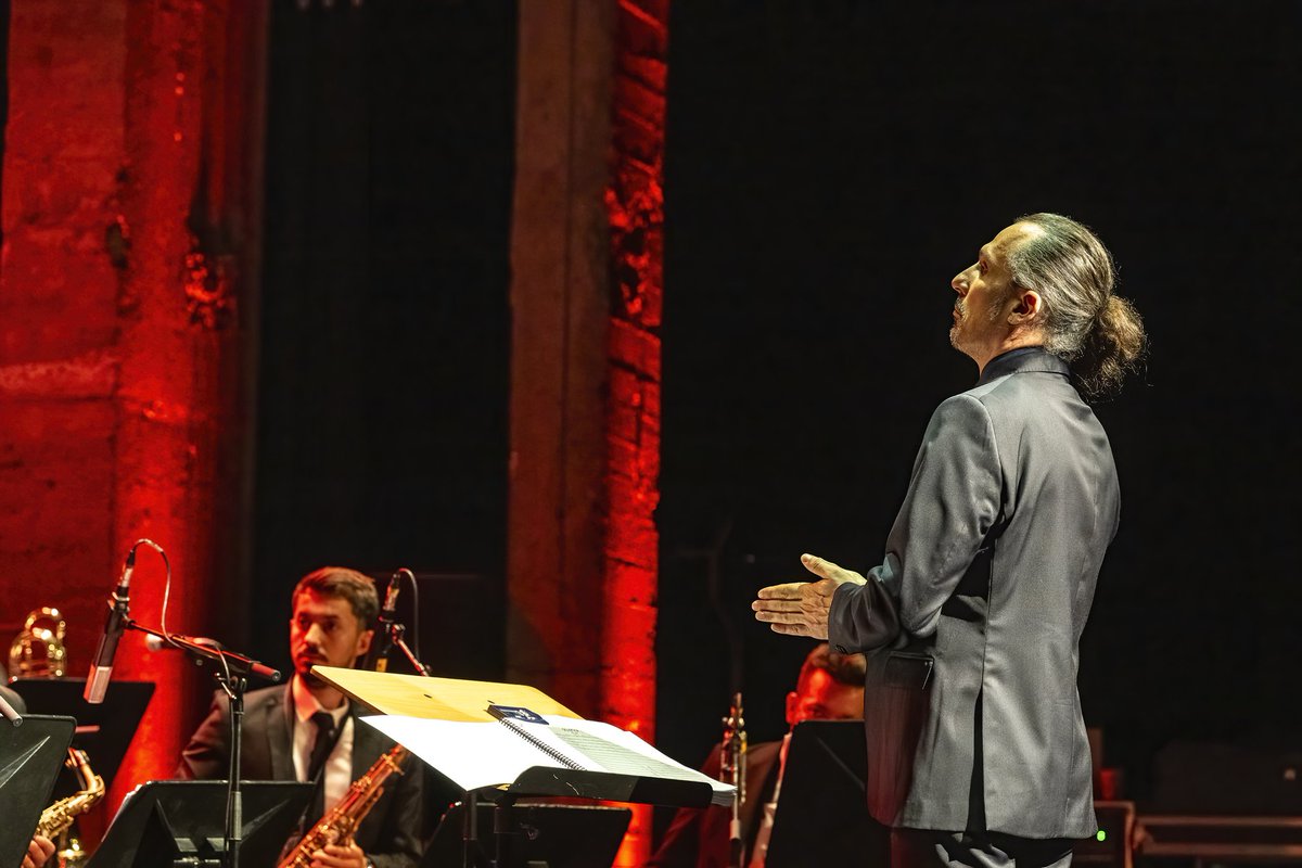 MKmissionEU's tweet photo. Last night at the prominent Bozar, we were honored to have the National Jazz Orchestra of North Macedonia performing a vibrant fusion of traditional Macedonian folk music and jazz.

🙏 to representatives from the EU, NATO and Belgian institutions for their presence.

🇲🇰  🇪🇺 🇧🇪 https://t.co/87i7ZJjNZb
