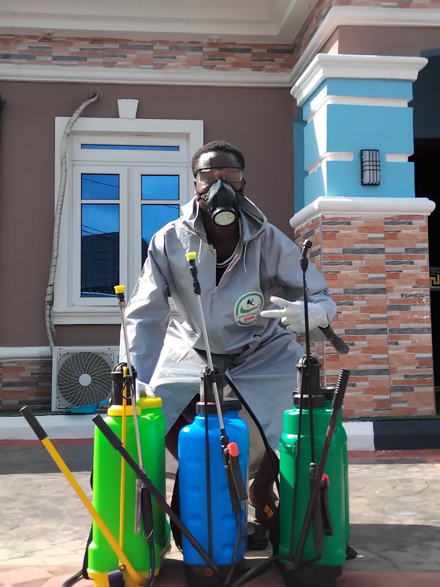EzekaTochi200's tweet photo. Just completed a full fumigation of a 4-bedroom flat in Owerri π‘π₯
No more pests. Just clean, safe living.
Divine Essentials Fumigation Services β we deliver results, not excuses.
π© Book now
#Fumigation #Owerri #PestControl #DivineEssentials https://t.co/viuVMsOfKA