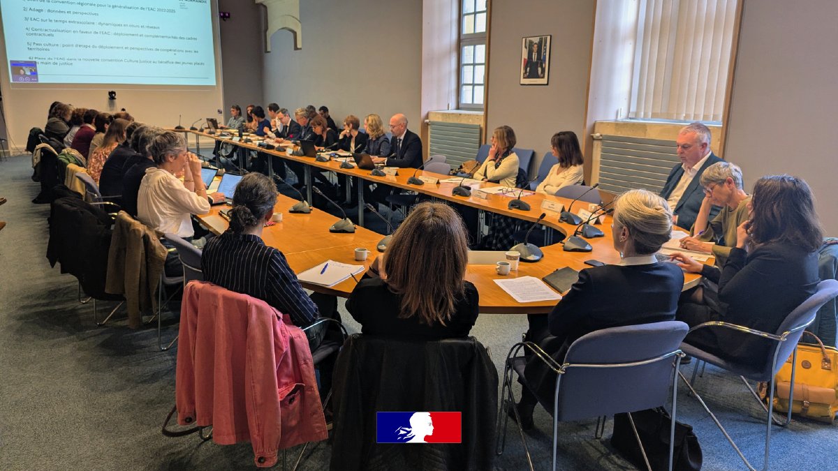 ac_normandie's tweet photo. 🎭 Cap sur le 100% EAC en Normandie !

Ce mardi, le Comité territorial à l'éducation artistique et culturelle réunissait l’État et les collectivités à la @prefet76.

🎯 Ambition commune : faire de la culture un levier d'émancipation pour chaque élève.

#Normandie #PassCulture https://t.co/LA7H3aDOEG