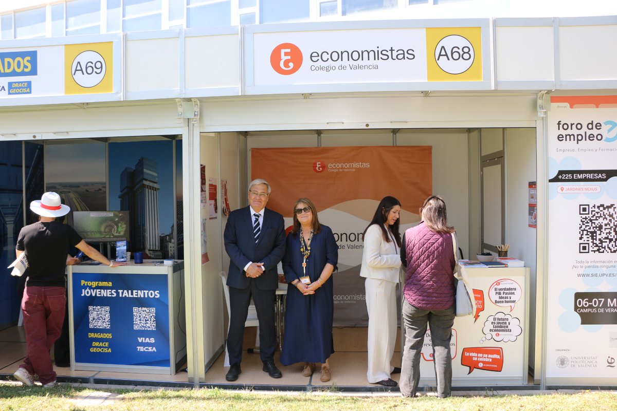 COEV_COM's tweet photo. ¡El talento y la empresa se citan en la UPV! 🎓💼

225 empresas líderes participan en el Foro de Empleo UPV, impulsando el talento y la innovación del futuro. 🚀✨ https://t.co/15FuZrFBSb