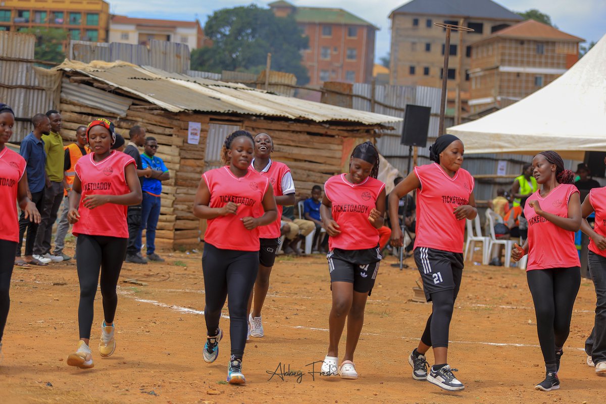 GenZVoicesUG's tweet photo. Nakulabye community women vs Gazaland UOX on the netball court 
And they came to WIN.
Watching women from that community step onto that court with so much confidence and joy was honestly one of the best moments of the day
Sport is part of SRHR too.#GenZVoicesUganda https://t.co/FzQIVRFMHz
