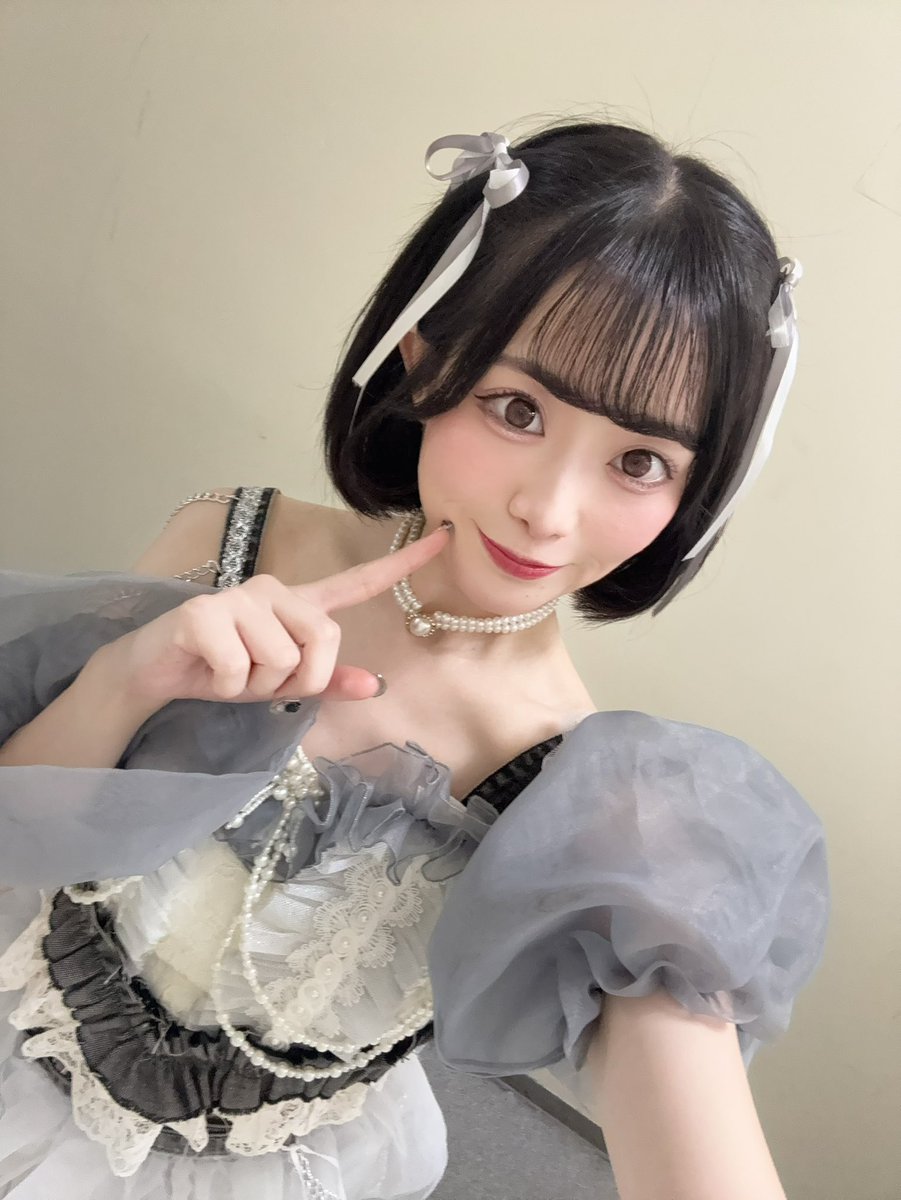 ___aknprncs's tweet photo. デニムの衣装が可愛いと話題のアイドル🎀🩶໒꒱·̩͙⋆.* https://t.co/60LBUlkJ6d