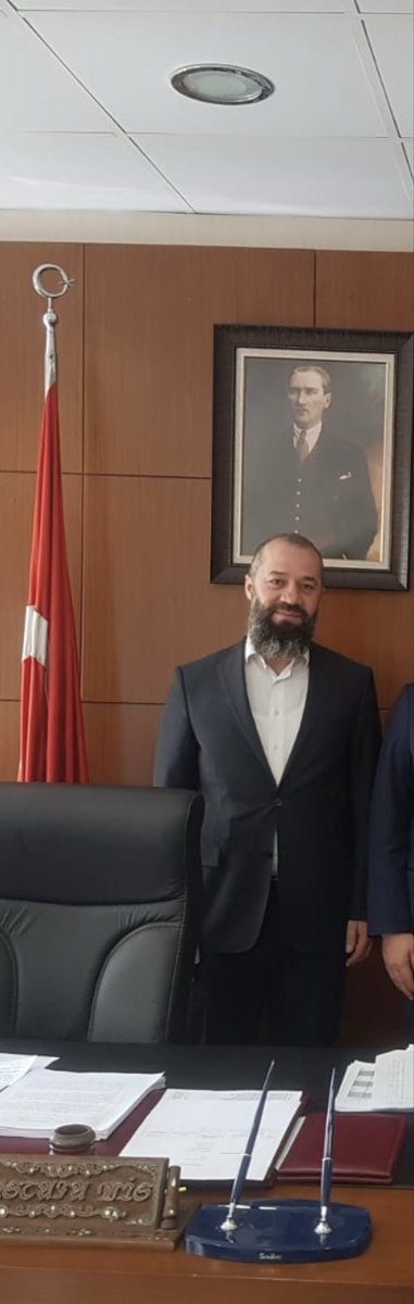 Nezifaslan2's tweet photo. Bu şahıs Mustafa Çulha menzili kullanarak milleti dolandırıyor benide dolandırdı.Şahsiyetsiz şeref yoksunu bir adam bu bu şahsın hiç bir şeyine itibar etmeyin dolandırıcıdır @MenzilYolu @TVSemerkand @Semerkandvakfi @semerkanddergi @Semerkand__Tv @tcbestepe @TC_icisleri https://t.co/YzjXQtRjDH