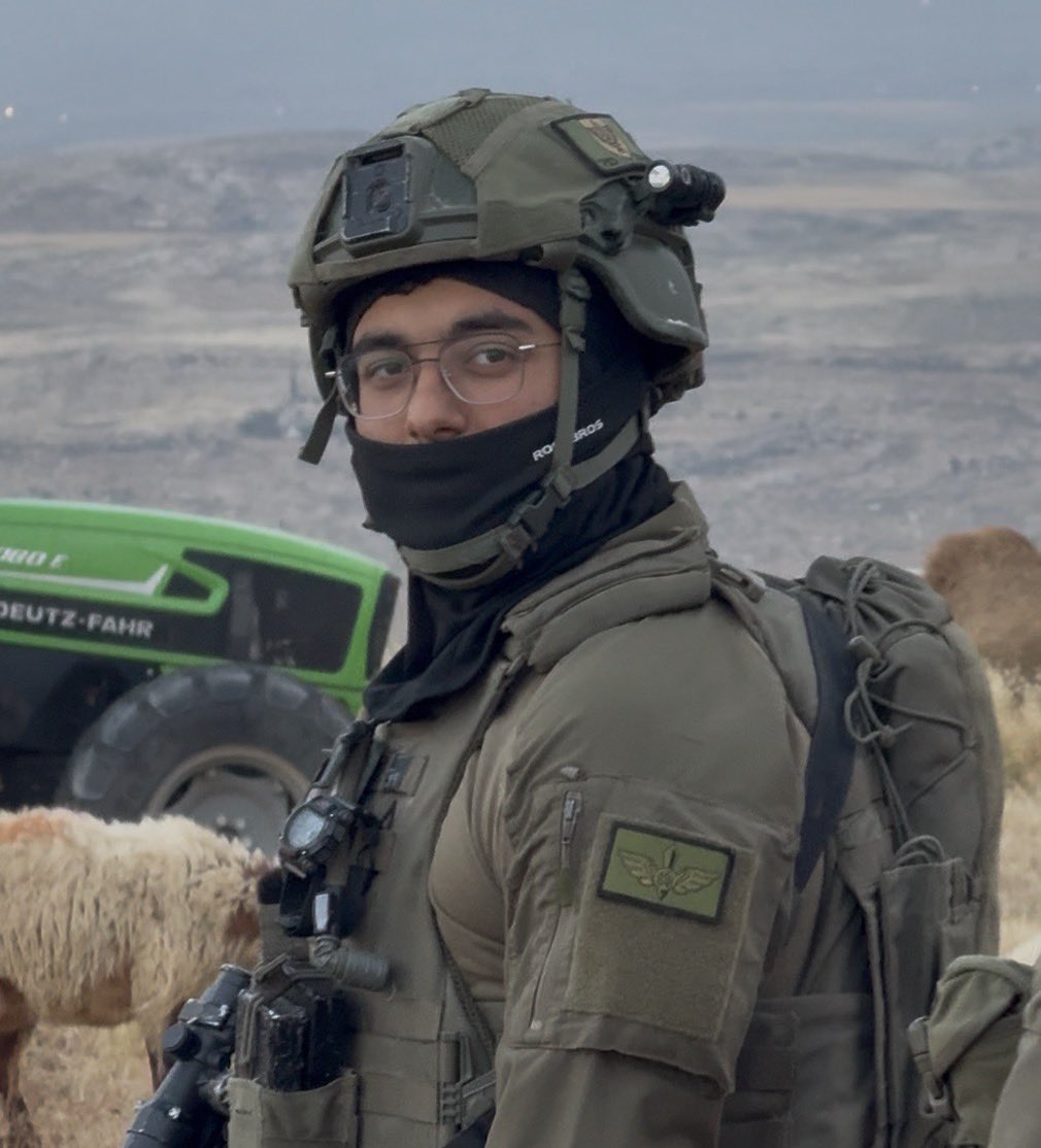 These are the Israeli soldiers who allowed the settler Siege of Taybeh Junction

Remember their faces