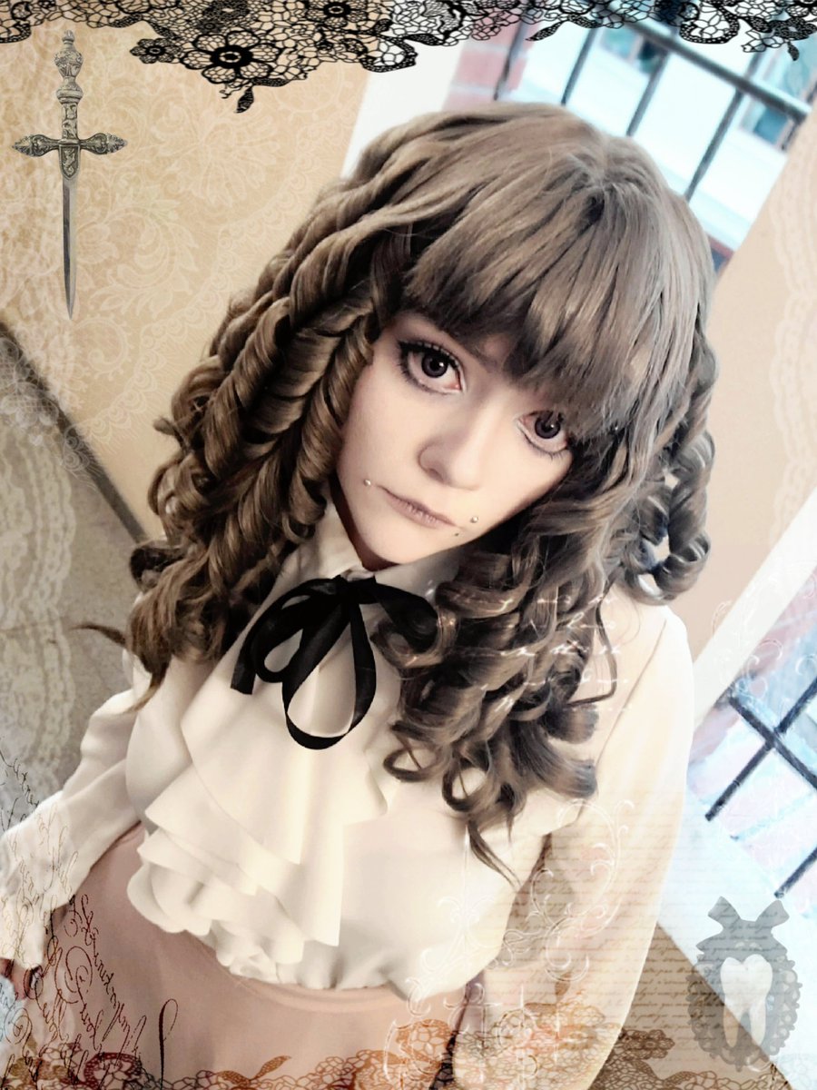 freakyb9b's tweet photo. hii this is my Marina cosplay! I've made an edit and hope that it doesn't look so bad #fearandhungertermina #marinadomek #funger #cosplay https://t.co/c6QRua5BLG