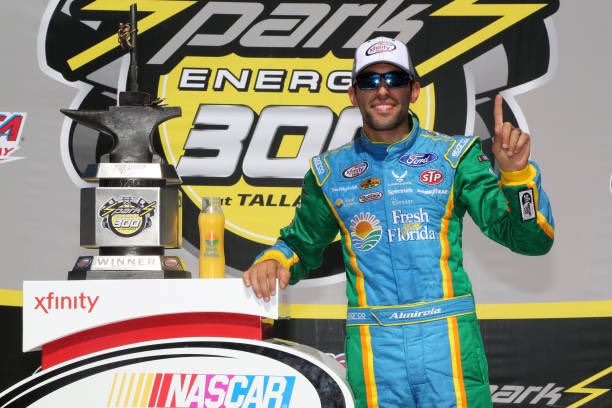 row_racing's tweet photo. Aric Almirola - (5/6/2017)
#SparksEnergy300 π #XFinitySeries
#TalladegaSuperspeedway https://t.co/YZYsPYce4i