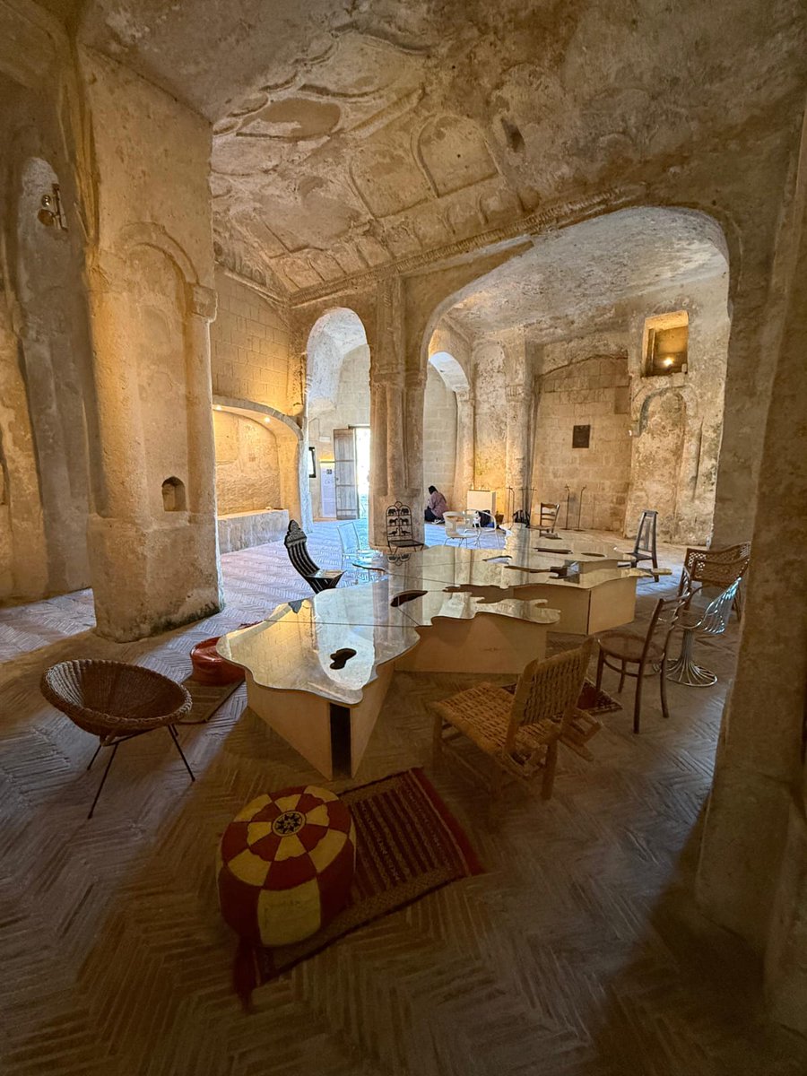 Unibas_Official's tweet photo. 🎨🌍 A Matera la mostra “Michelangelo Pistoletto. Love Difference – Mar Mediterraneo”, promossa da #Unibas e Fondazione Pistoletto-Cittadellarte. Inaugurazione il 7 maggio 2026 alle 18:30 al Complesso Rupestre Madonna delle Virtù e San Nicola dei Greci. https://t.co/LEqgQnpx56