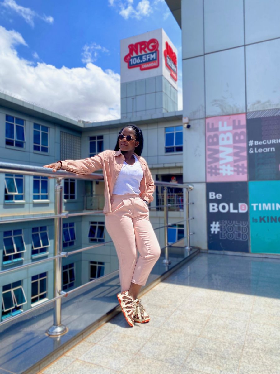 Mercy_Mugala_J's tweet photo. Always wondered how the magic at @NRGRadioUganda happens, and the experience is the real deal.
I loved the tour, the amazing hospitality, and learning how it all comes together. 

#nrgradiouganda #behindthemic #theradiogirl #mercymugala https://t.co/twqzbyao7n