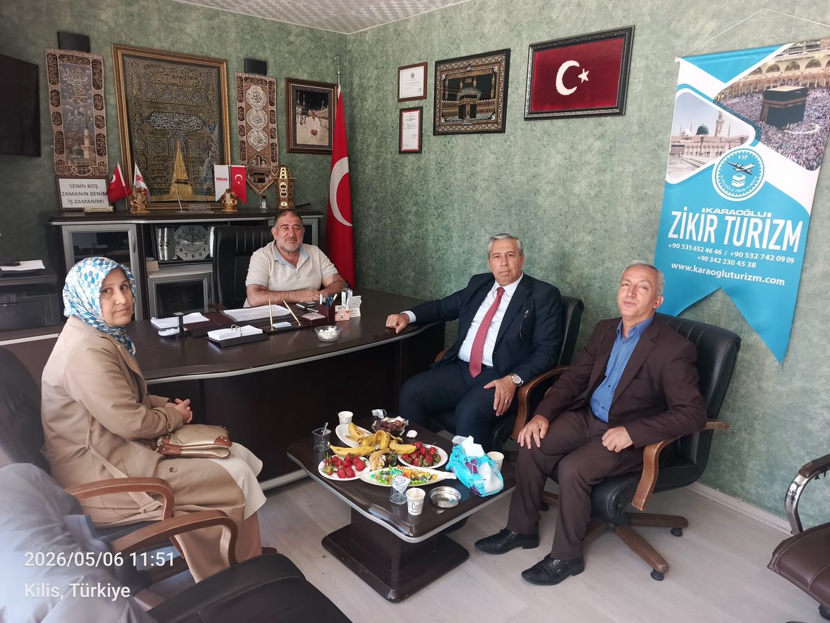 KilisSivilToplm's tweet photo. Kamu STK işbirliğini güçlendirme adına Müdürlüğümüz tarafından ilimizde kurulu bulunan “Şeyh Muhammed Mansur Camii Yaşatma Derneği,Öncüpınar Köyü Kurs ve Okul Talebelerine Yardım Derneği ve Kurban Derneği”ziyaret edilerek faaliyetleri hakkında bilgi alışverişinde bulunuldu. https://t.co/CPuvMWsQ1t
