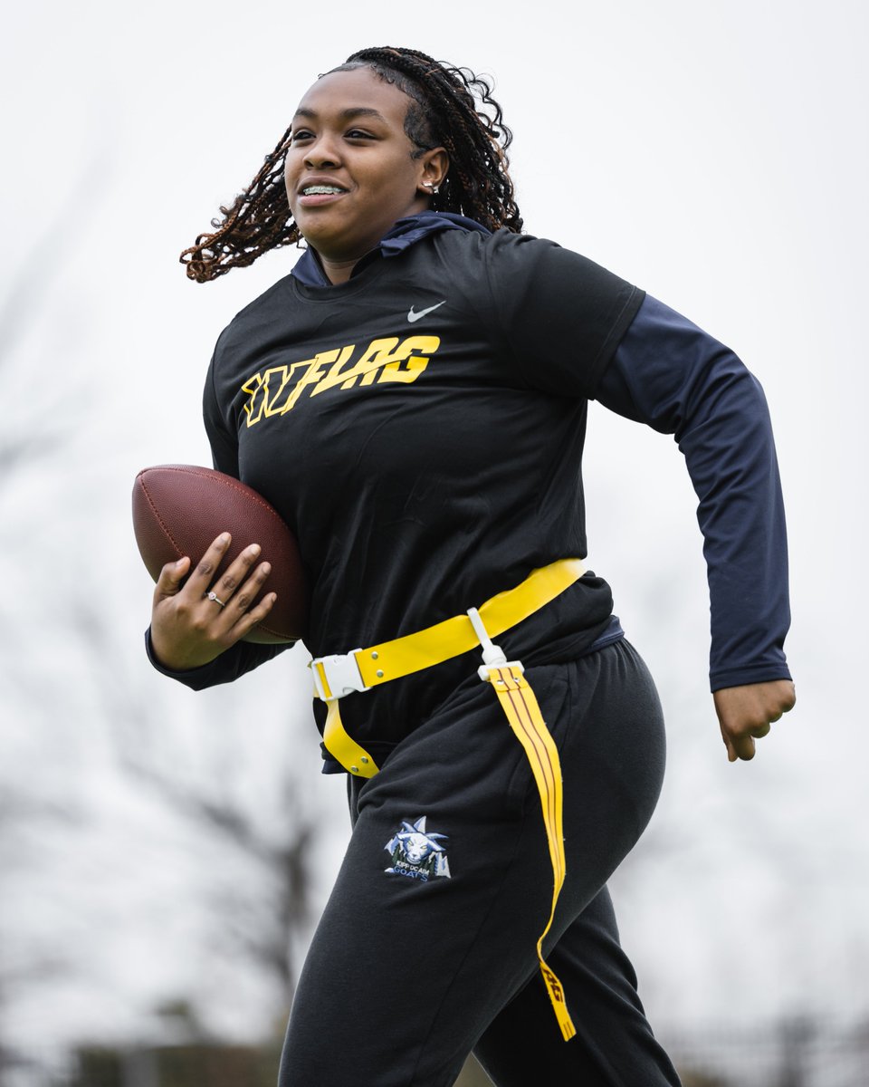 commandersCR's tweet photo. We’re proud to support @GENYOUthNow's NFL FLAG-In-School program—bringing the excitement of flag football to schools nationwide! 🏈

Schools can apply for a FREE kit with equipment, curriculum, and more! Applications close on May 12.

Application link: https://t.co/3KpptrMSNV https://t.co/1O8HlygfZ5