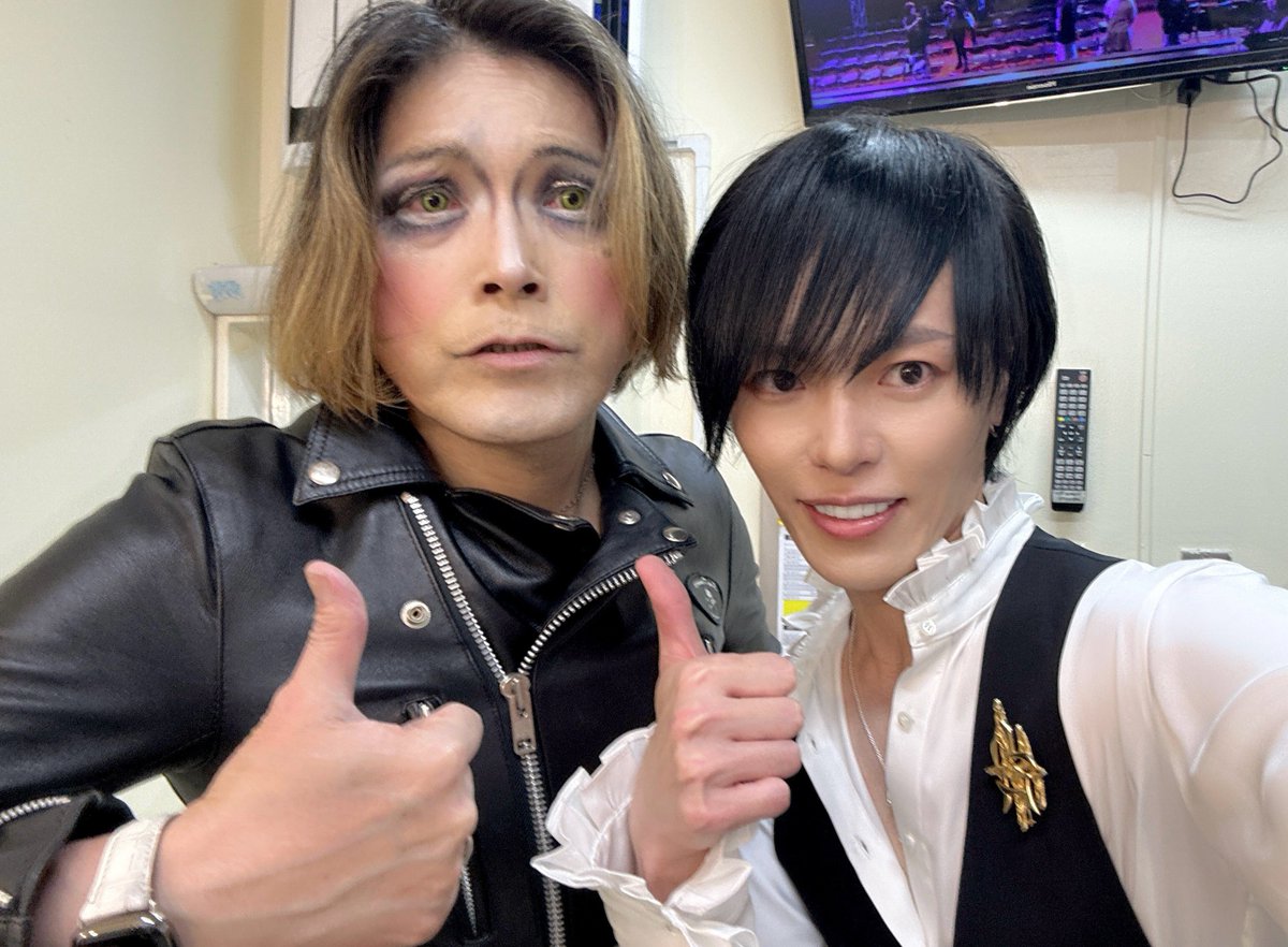 Ms Rolly 333music presents Ms. Sixty 新宿ReNY 参加してくれた皆さんありがとう! BabyKingdomの皆と色々と話し ...