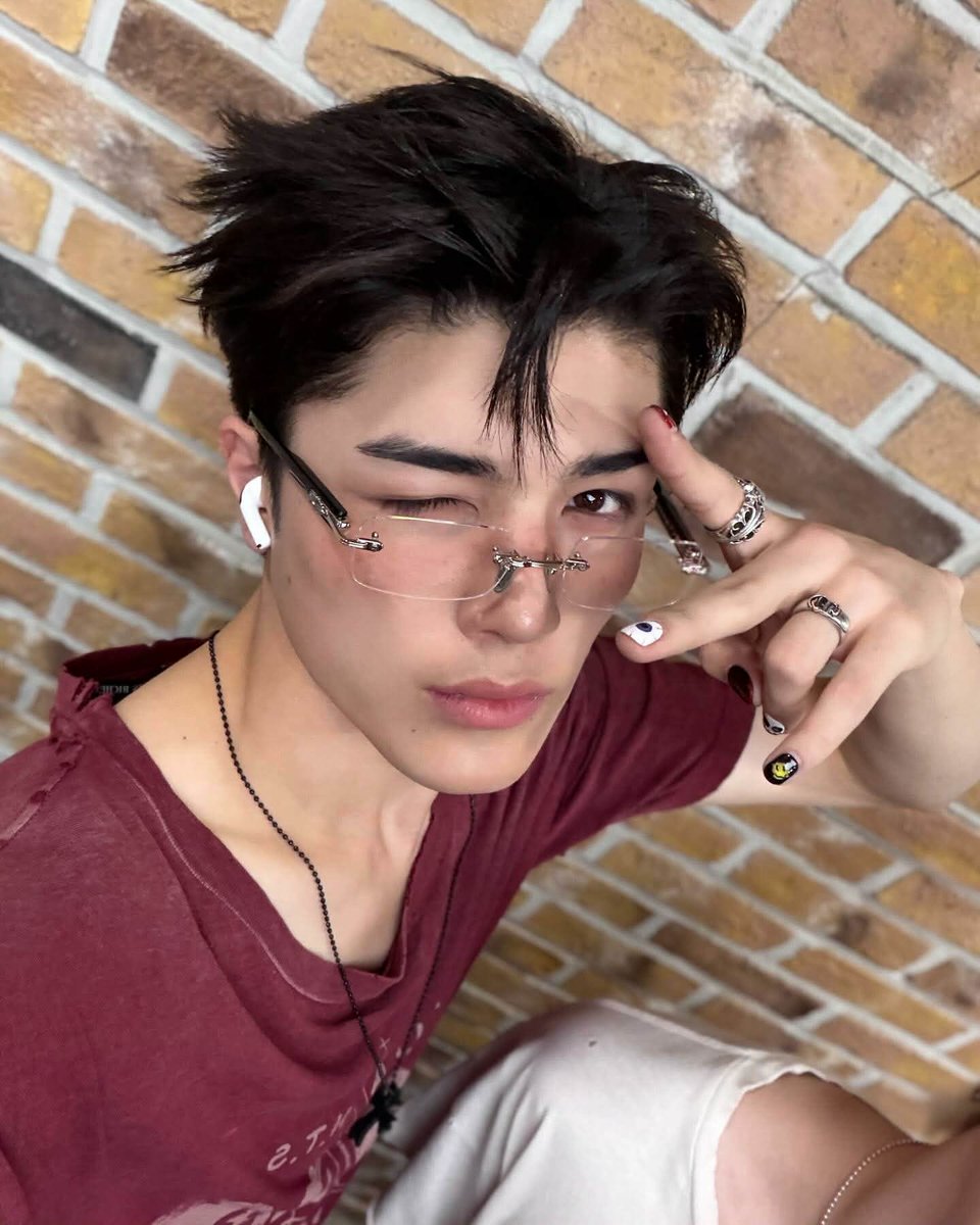 ᗢ (@poetryuma) / Posts / X