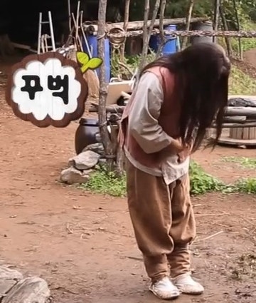 비비 tweet media
