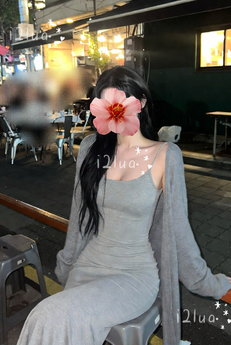 i2lua2's tweet photo. 오랜만인데 안야한거
근데 왜 이거입고 나가면 걸레룩이라해? https://t.co/xZBcl5eK3Z