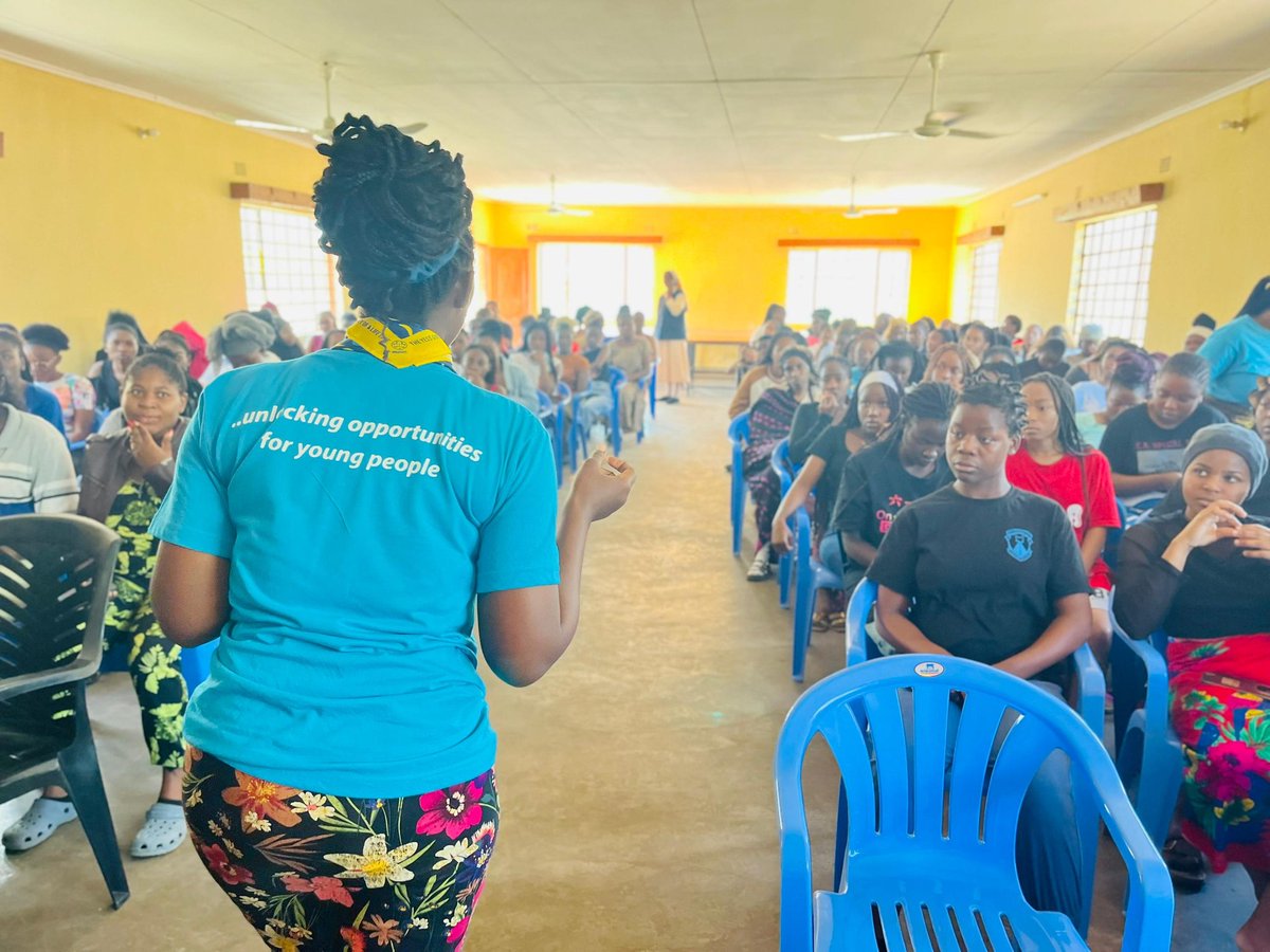 YessmalawiG's tweet photo. Empowering girls at DMI–St John’s The Baptist Campus. 
Through MHM, advocacy &amp; YOMA onboarding, we’re building confident, informed leaders ready to drive change. 
#YouthEmpowerment #MenstrualHygiene #Leadership #GirlGuiding https://t.co/G3g0PQCSaw