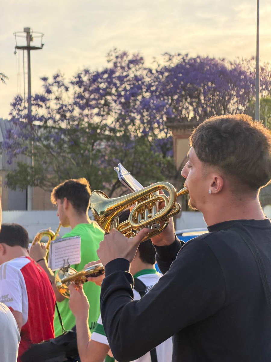 Banda Centuria Macarena tweet media