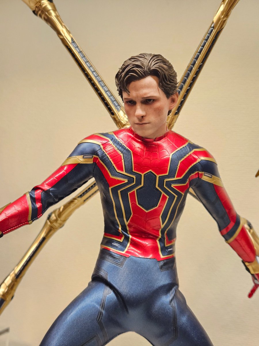 ホットトイズのアイアンスパイダー2.0 開封してちょっといじってみた