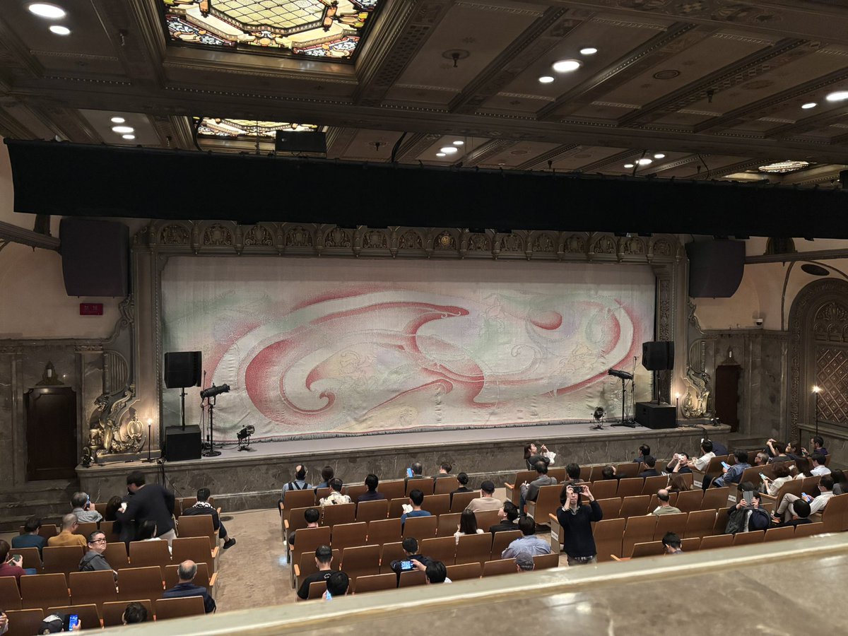 ELT_FAN's tweet photo. 『持田香織 #HIMK TOKYO TOUR TRILOGY Part 1 "FUTURE"』に参加された皆様、お疲れ様でした。^ ^
どの曲も、それぞれの照明も、素敵なアレンジが効いていて、まさに「未来的な気配を帯びた音楽表現と空間演出」でした👏✨
Part2以降の公演も、とても楽しみです♪
@mochidakaori_ https://t.co/eqDssWYppN