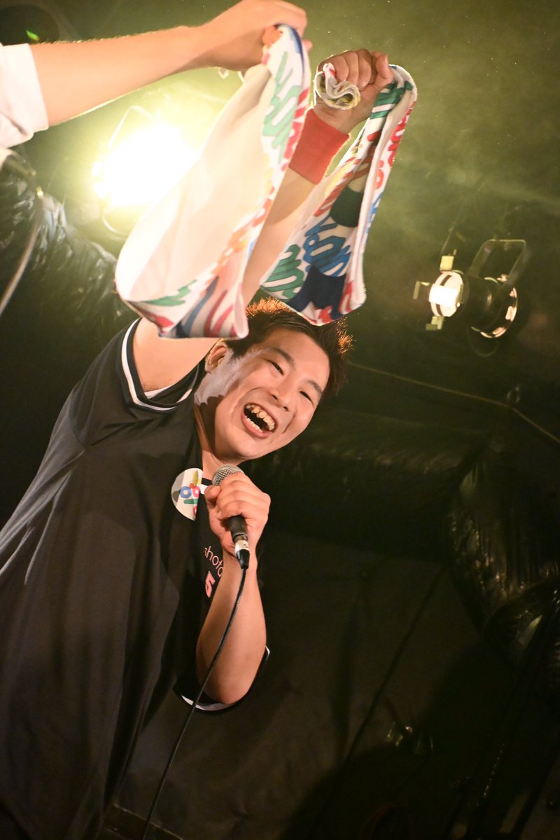 ポーズ一致

 #恒例アテレコ

<a href="/doonbaan/">翔太郎 VoOlO【ボーロ】🔥11/22 1stワンマン「50/50」開催🔥</a> 
<a href="/fksk0830/">ふくすけ from VoOlO🔥11/22ワンマンライブ開催🔥</a>