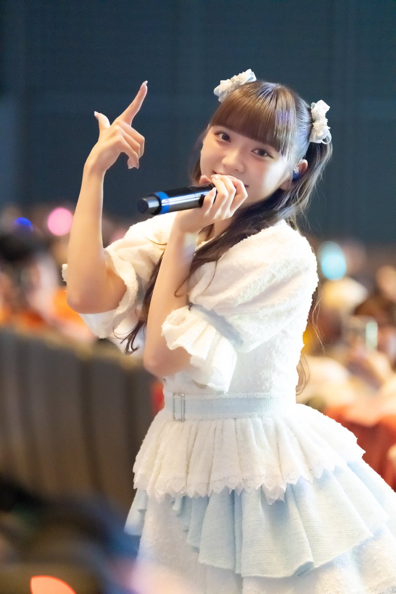 白い彗星 tweet media