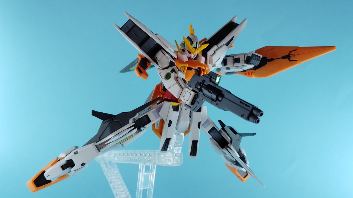 BansheeAirMk_2's tweet photo. #ガンプラ
 #ガンダムダブルオー
 HGガンダムキュリオス完成!!!!!!!
さすが2007年のキット……色分けが少なくて大変だったwww https://t.co/6RVDchLa4h