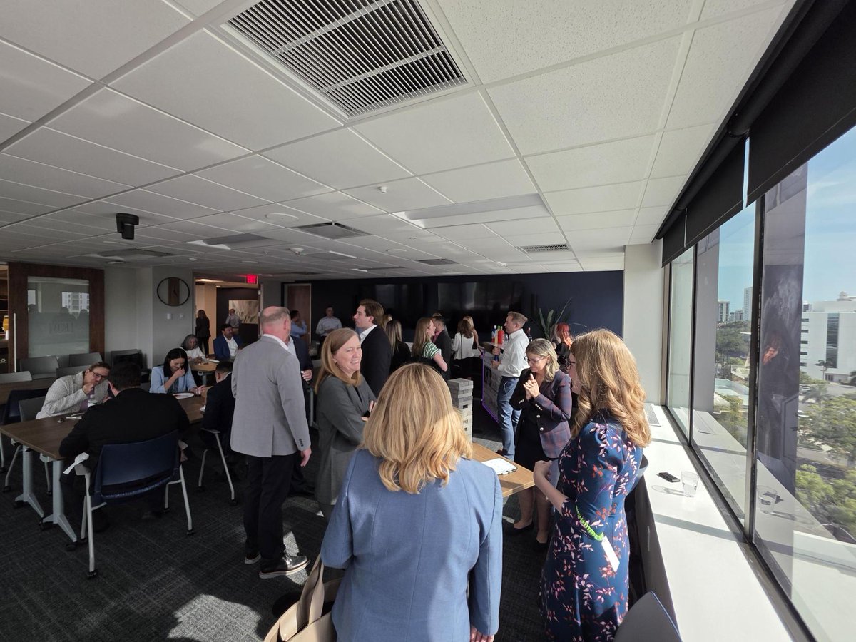 KerkeringB's tweet photo. We had the opportunity to host a mix and mingle alongside our friends at Truist Wealth, and it was such a great reminder of how valuable genuine connections really are. Thank you to everyone who joined us. We’re excited for what’s ahead and hopeful this was just the first of many https://t.co/tsU14XIdqx