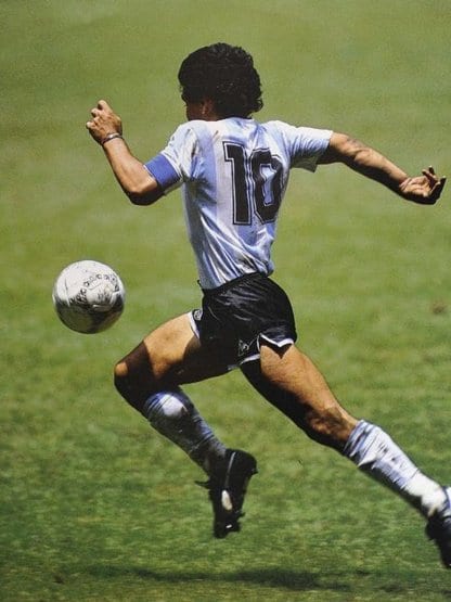 Maradona Retro PICS tweet media