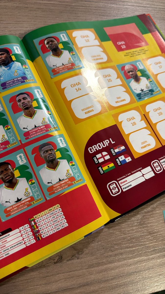 COL KITS SOCCER tweet media