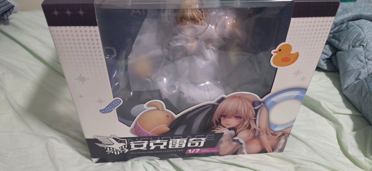 EmBeRNaGa's tweet photo. The Azur Lane Anchorage アンカレッジ figure I ordered last year finally arrived. So happy to see her come home. https://t.co/TtOy3uMSMS