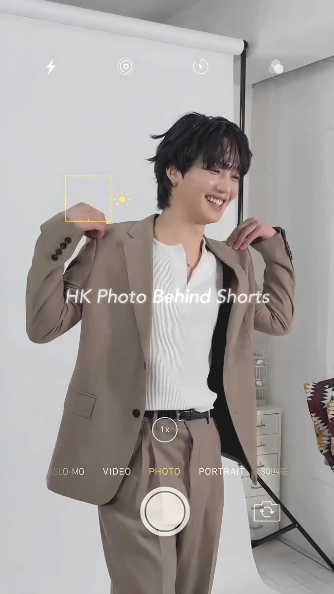 이케요로케 tweet media