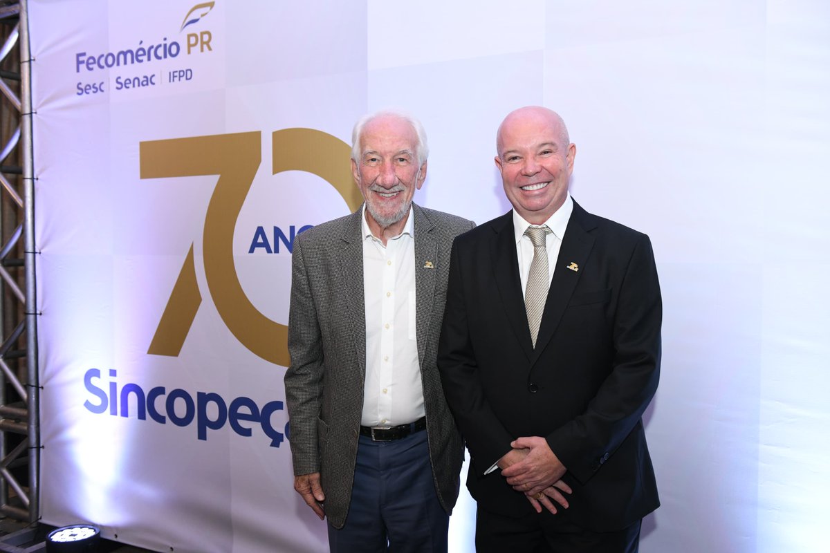 FecomercioPR's tweet photo. 🎉 70 anos de história que movem o Paraná.
O Sincopeças PR celebrou, nesta terça (5), sete décadas de atuação em defesa do setor de autopeças no estado.
#FecomercioPR #SincopeçasPR https://t.co/18fUSKRxug