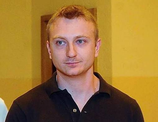 This Italian man, Alberto Stasi, has been in prison since 2015, sentenced to 16 years for killing an woman. Today, the prosecutor's office confirmed that he didn't do it, but rather another person who is now under investigation. He's served over 11 years in prison as an innocent