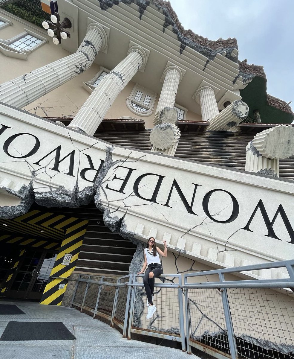 WonderWorks Branson tweet media