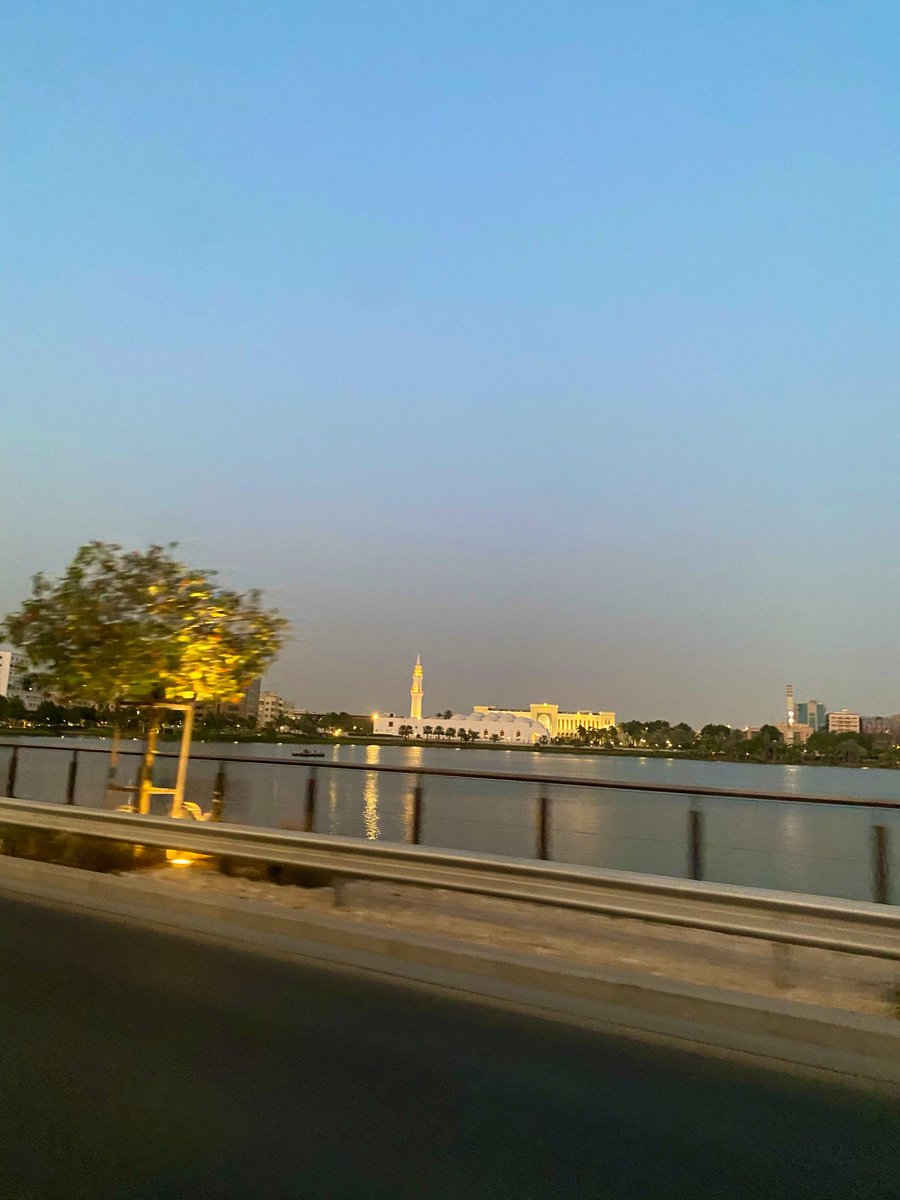 will3chx's tweet photo. وسلام لمبسمها حتى يفنى السلامَ https://t.co/kBIDn2cEtP