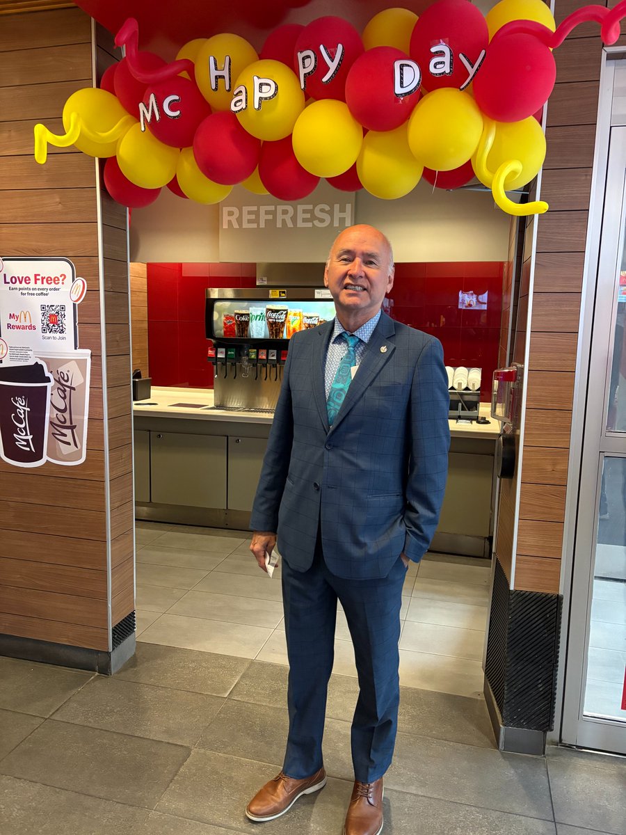 ellisbross's tweet photo. Today is McHappy Day!

Today, a portion of proceeds from every menu item sold at McDonald’s supports Ronald McDonald House Charities, who ensure that families with sick children stay together during difficult times.

My staff and I enjoyed a great lunch from the McDonald’s in downtown Ottawa, and we encourage you to stop by your local McDonald’s to show your support.