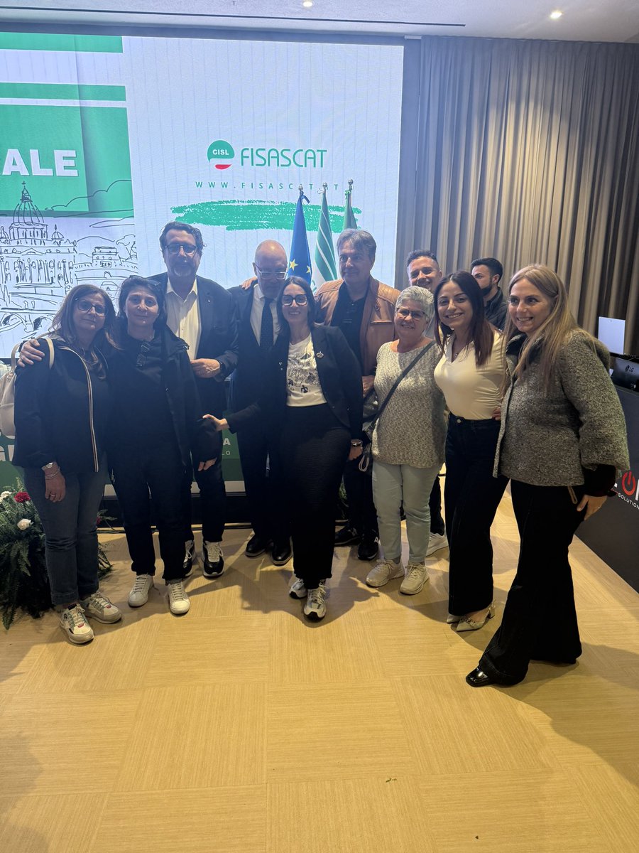 FisascatTABR's tweet photo. La FISASCAT CISL Taranto Brindisi esprime grande soddisfazione per l’elezione di Luigi Spinzi nella Segreteria Nazionale FISASCAT CISL, al fianco del Segretario Generale #VincenzoDellOrefice 🧩
#FISASCAT #CISL #LuigiSpinzi #FISASCATTarantoBrindisi #Taranto #Brindisi https://t.co/SU0VvQHRhb