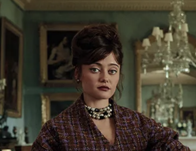 it's so great that we now know what pre-war lucy's hair would've looked like!