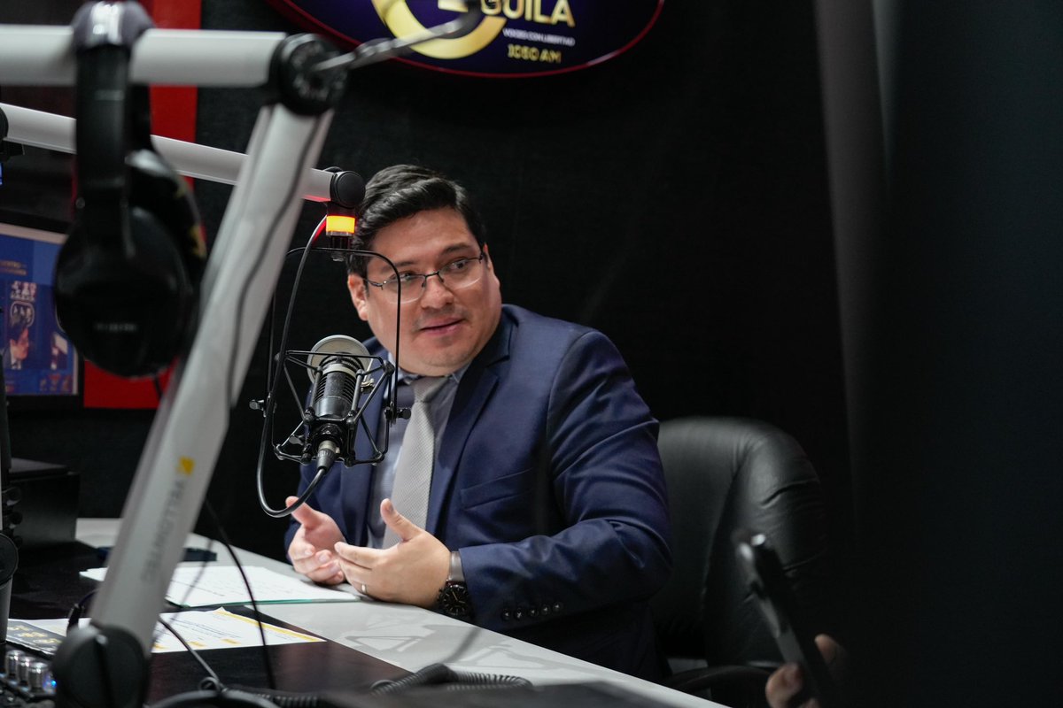 BanEcuadorBP's tweet photo. ¡BanEcuador hoy: visión y resultados, por Jonatan León en @RadioAguila ! 🇪🇨🚀

✅Nuestro Gerente General expone la gestión actual del Banco y las acciones que fortalecen el acceso a financiamiento a nivel nacional. 💜

➡️Conoce más aquí: https://t.co/ccAQpsk7YL

#BanEcuador #ElNuevoEcuador #Entrevista