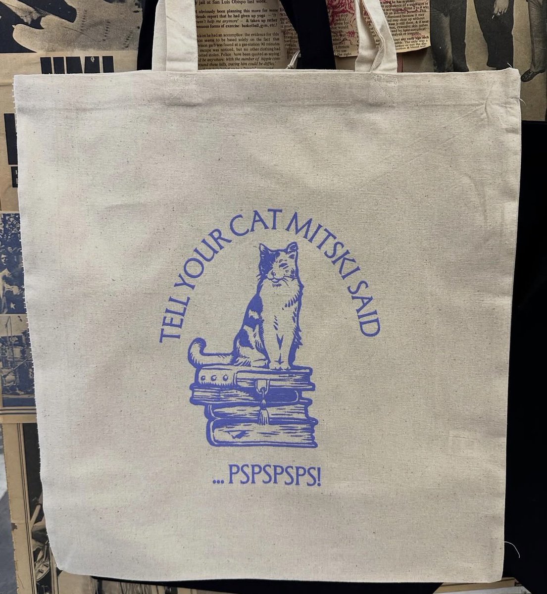 New tote bag merch design!

Exclusive to certain record stores, while supplies last!