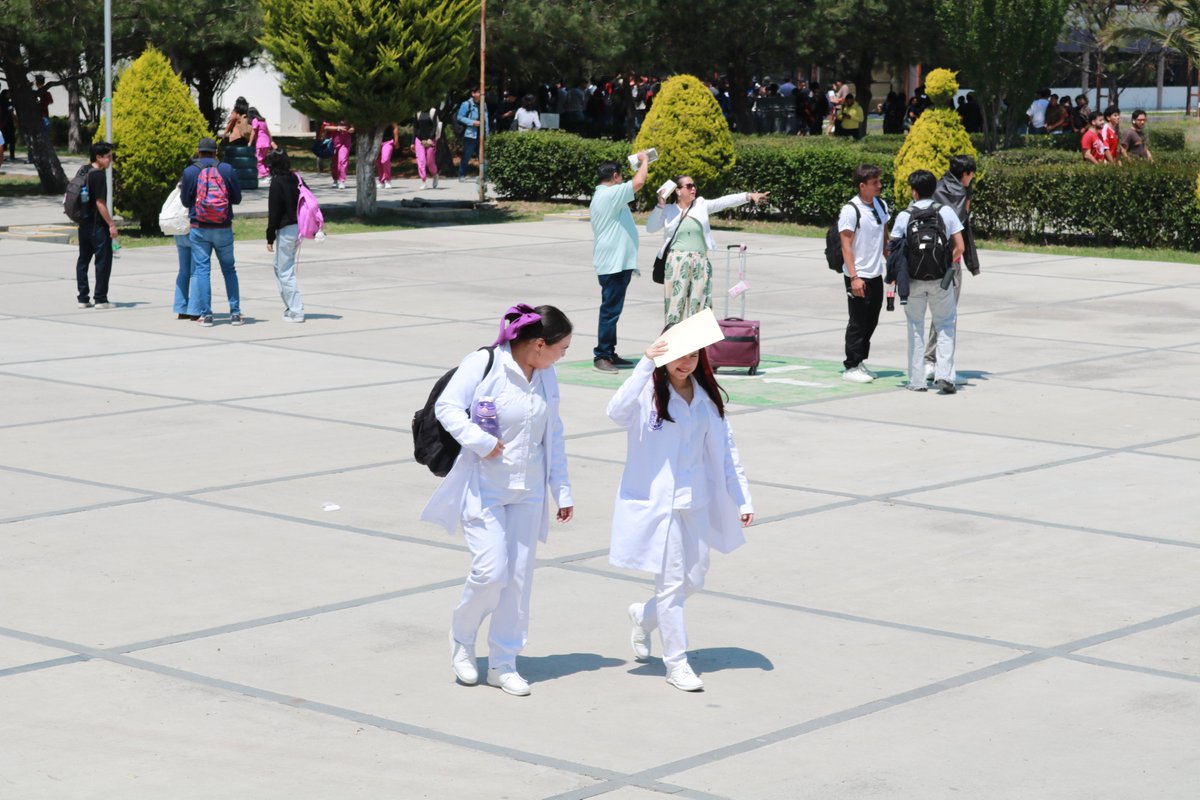 UPPachuca's tweet photo. En la Universidad Politécnica de Pachuca nos sumamos al Simulacro Nacional 2026. Con esta actividad, reforzamos nuestra capacidad de respuesta y aprendemos a actuar con rapidez y orden siguiendo las indicaciones del personal de emergencia.

#ValoresUPP https://t.co/PnLSBpcdmG