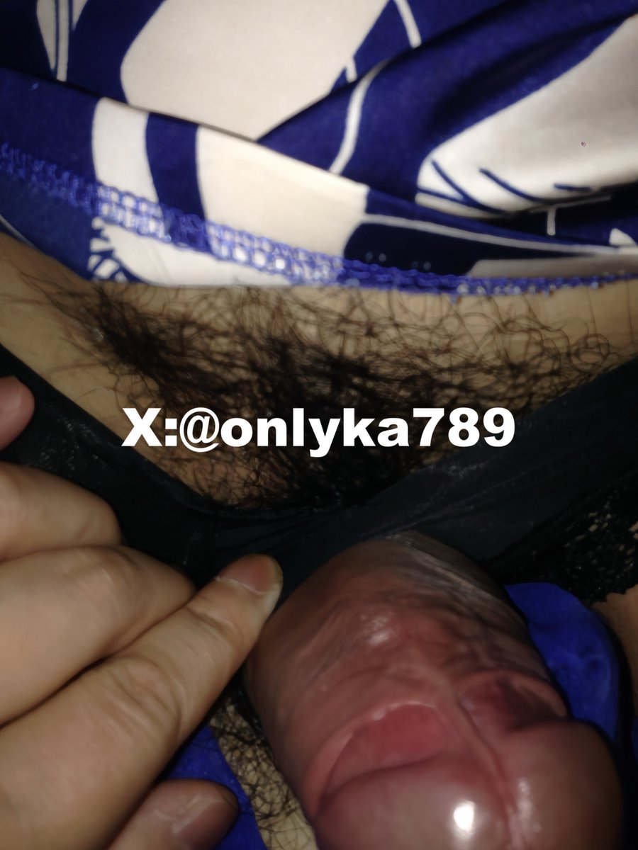 onlyka789's tweet photo. 五一出去玩，忘了给兄弟们分享68号了，对不起对不起，这小少妇还是有点东西的，首先是骚，其次颜值确有几分，
她把内裤扒开死命在我鸡儿上蹭，就是不给插，说是会所有规定，我可以摸她的逼，她给我打出来，我倒没那兴趣，要把宝贵的子弹留给小姨
（飞机群内所有照片无码无水印） https://t.co/CQNA9vN9SF